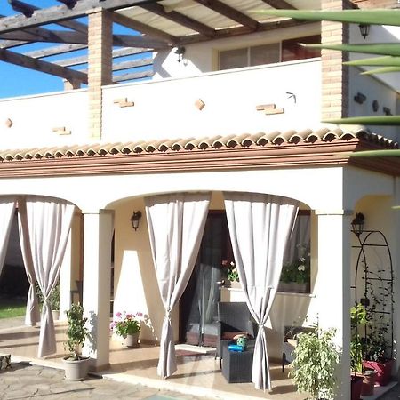 Casa Vacanze Menta Fiorita Flumini di Quartu Exterior photo