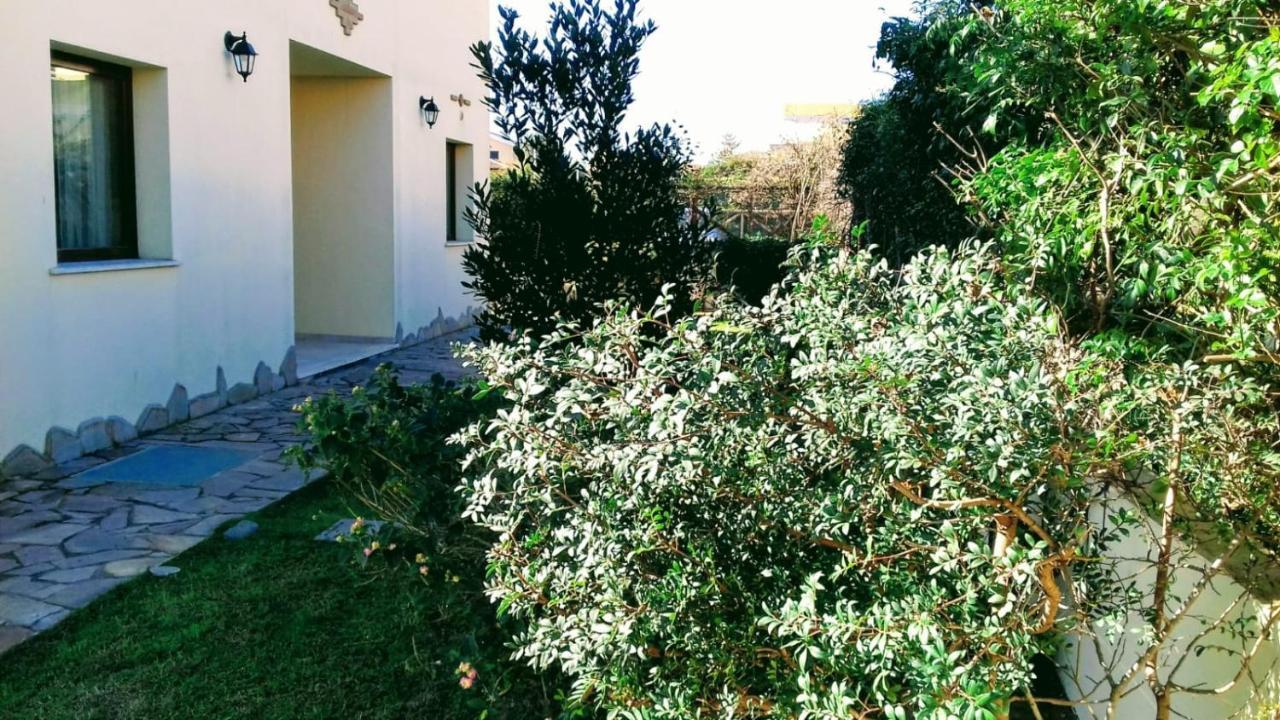Casa Vacanze Menta Fiorita Flumini di Quartu Exterior photo