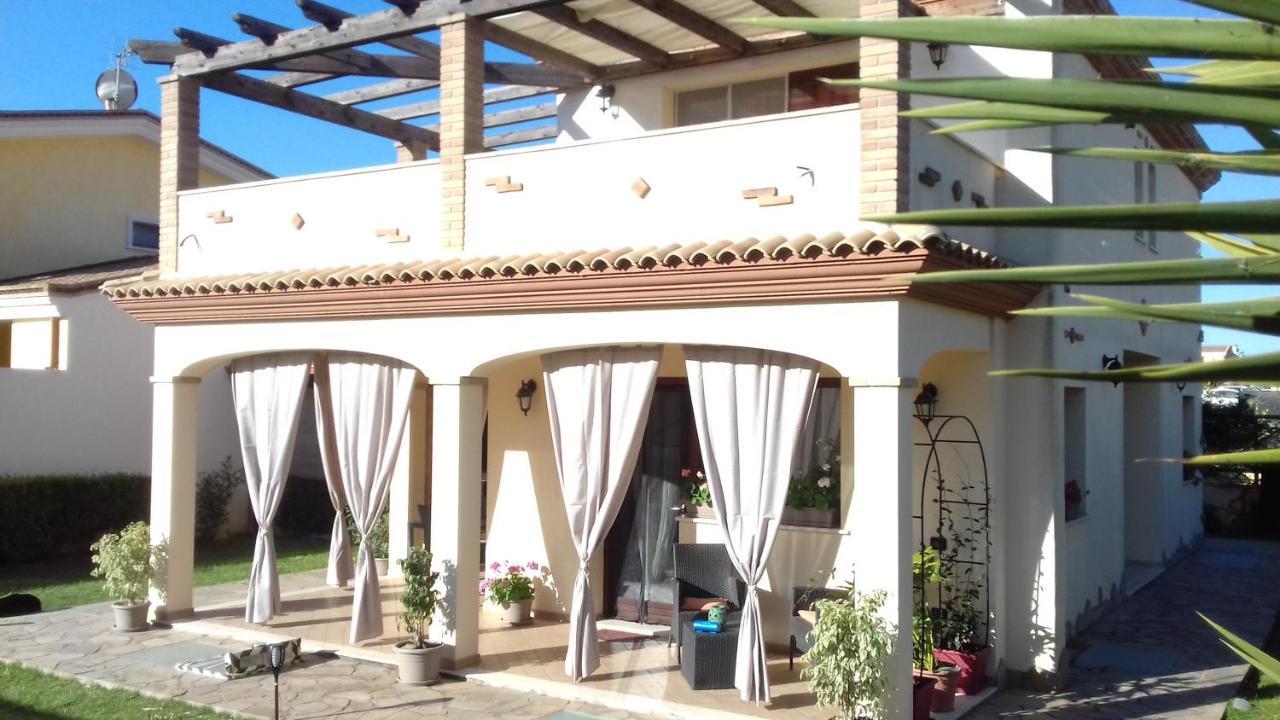 Casa Vacanze Menta Fiorita Flumini di Quartu Exterior photo