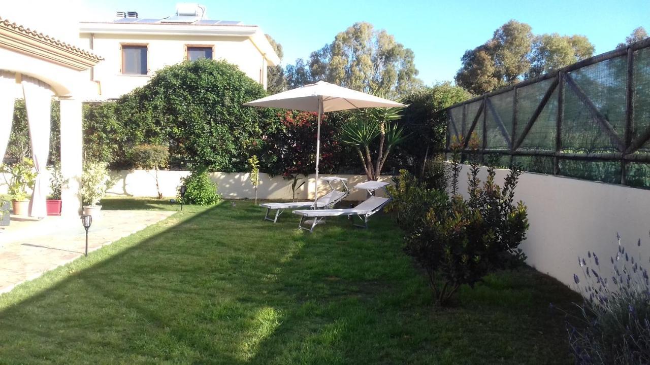 Casa Vacanze Menta Fiorita Flumini di Quartu Exterior photo